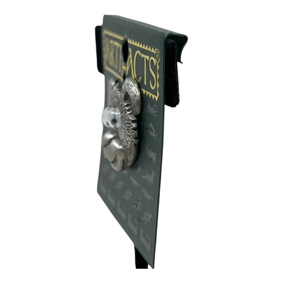 JJ Artifacts Bear Face Googly Eyes Pin Brooch Lapel Hat Pin Silver Tone 1986 Vtg - Picture 3 of 5